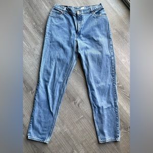 Vintage Levi’s 550 - Size 16 Women’s (34 x 33)